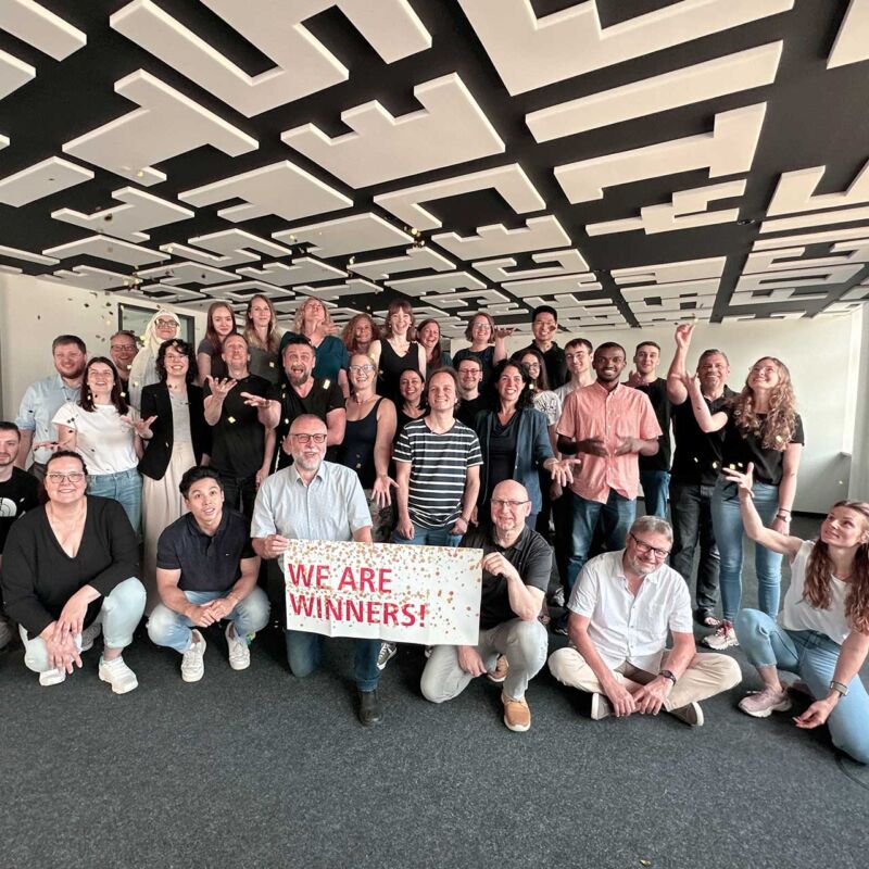 Gruppenfoto_UID Team der UID GmbH